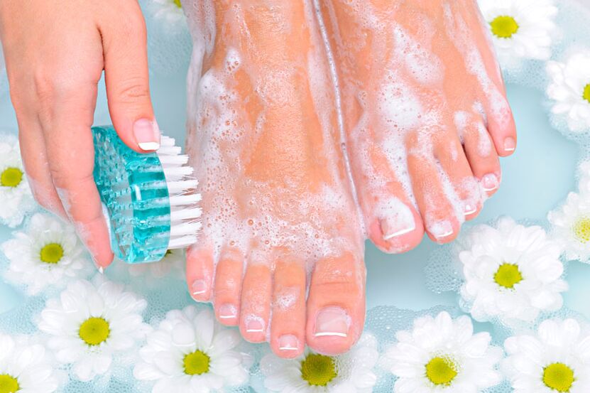 Washing your feet regularly is an excellent prevention of nail fungus. 